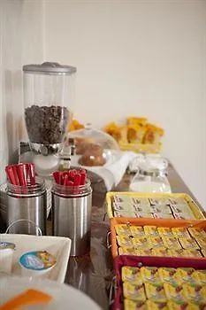 Hotel Brenta Milano 2*,  İtalya