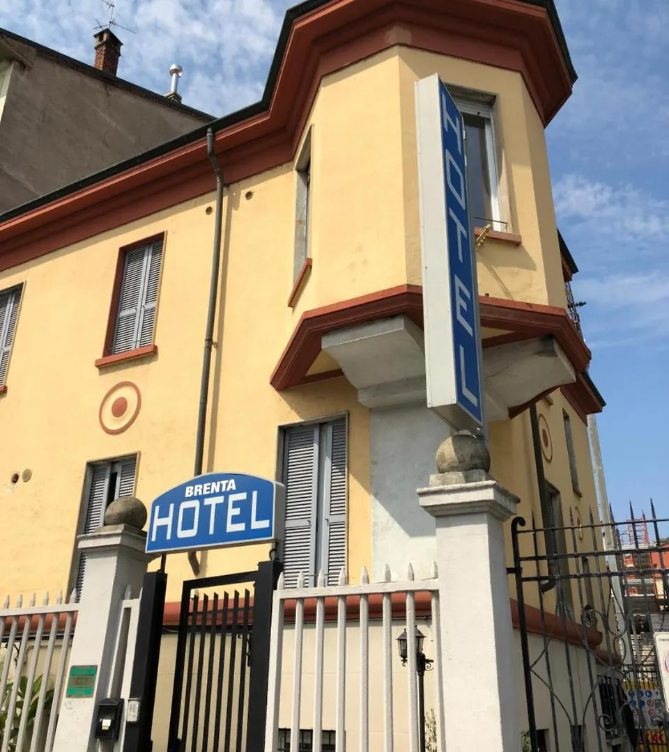 Hotel Brenta Milano 2*,  İtalya