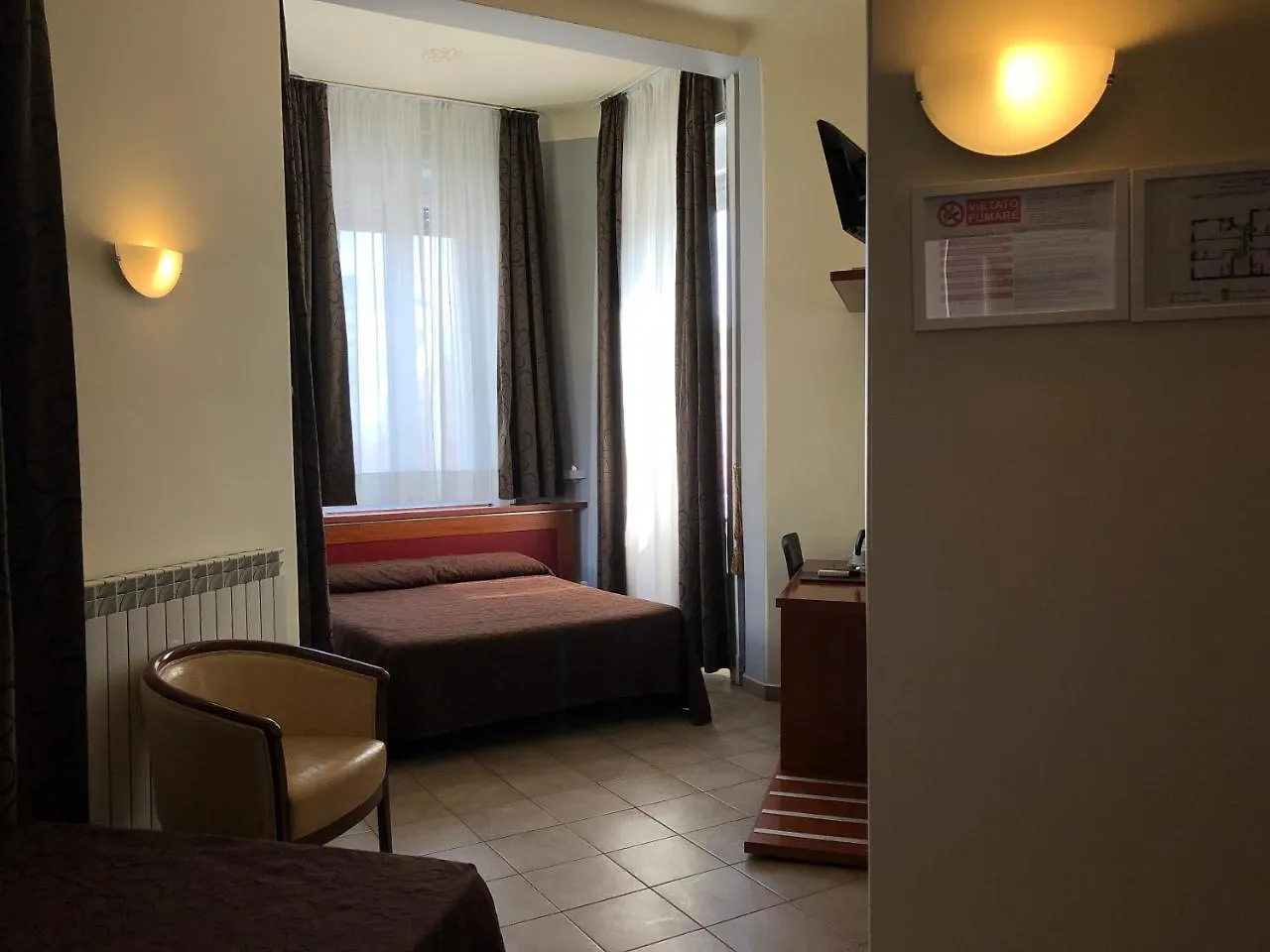 Hotel Brenta Milano 2*, Milan Italy